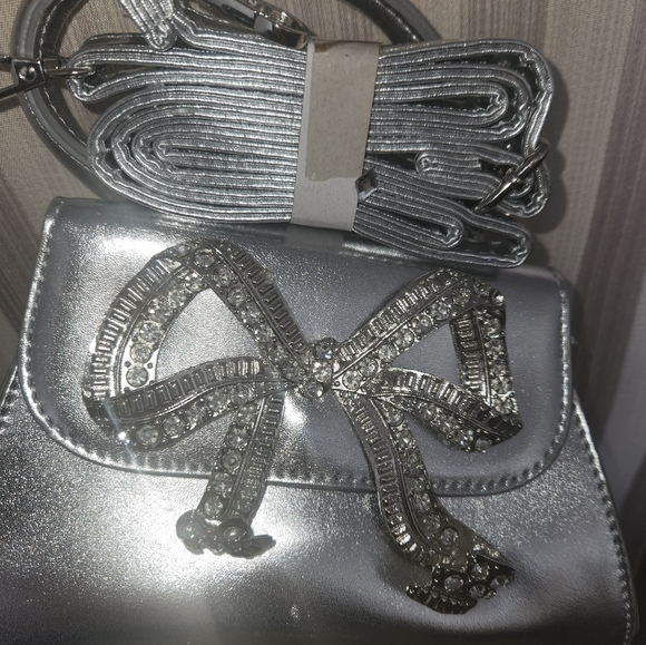 Everyday lounge wear - Picture 4 of 4